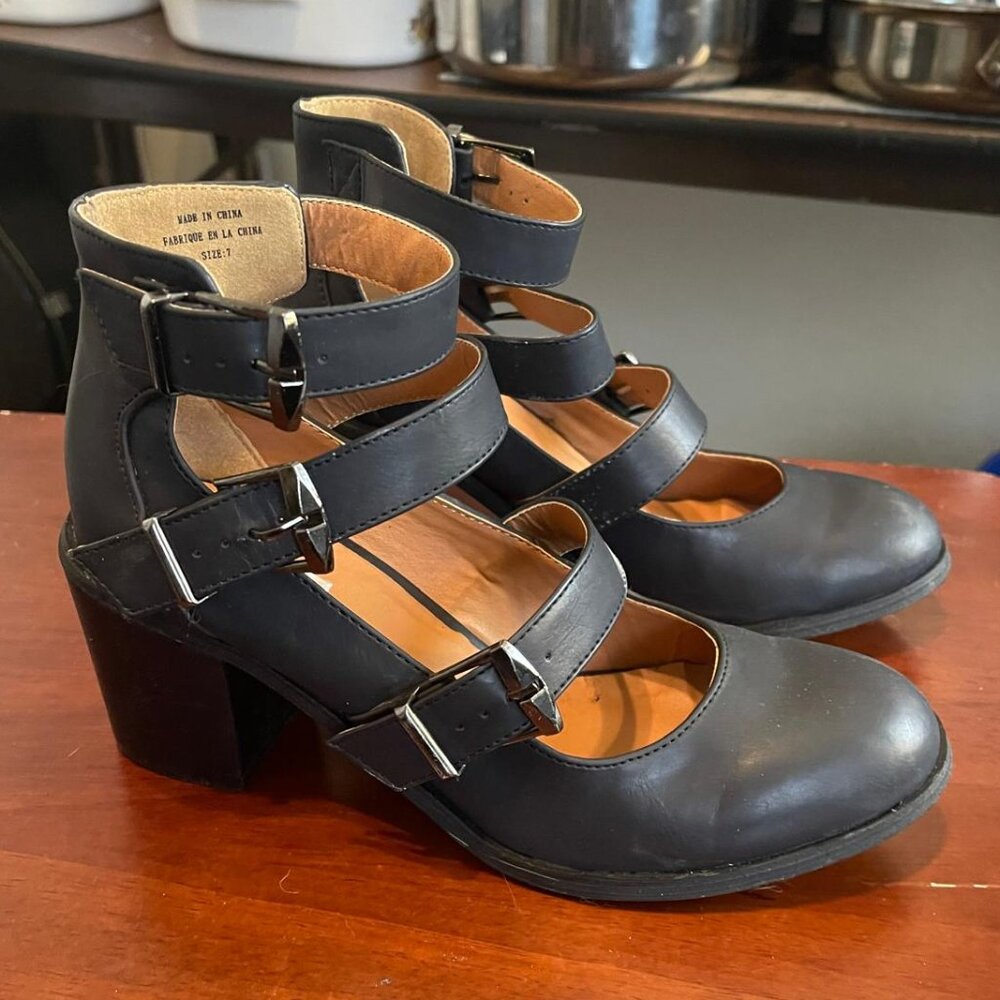 Cooperative Three Straps Buckles Heeled Navy Blue Mary Jane Booties Sz 7